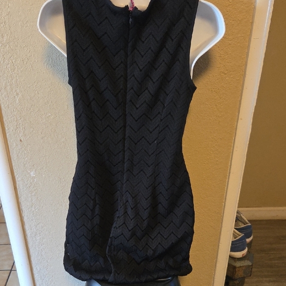 Banana Republic Black Sheath Mini Dress Scoop Neck Sleeveless - Picture 2 of 4
